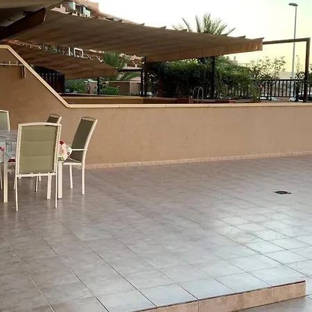 Piso De Lujo En Urbanizacion En Arenales del Sol